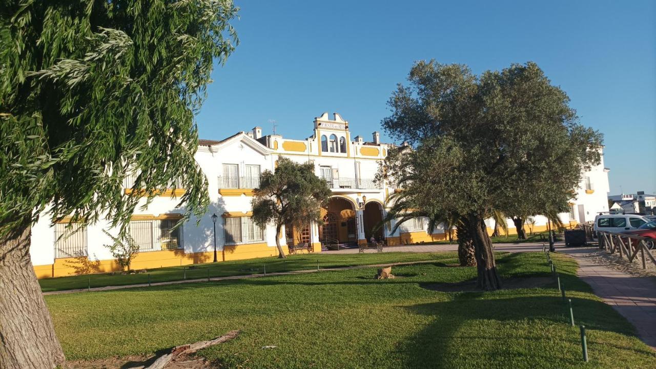 Estudio Reina Y Pastora El Rocio Apartment Exterior photo